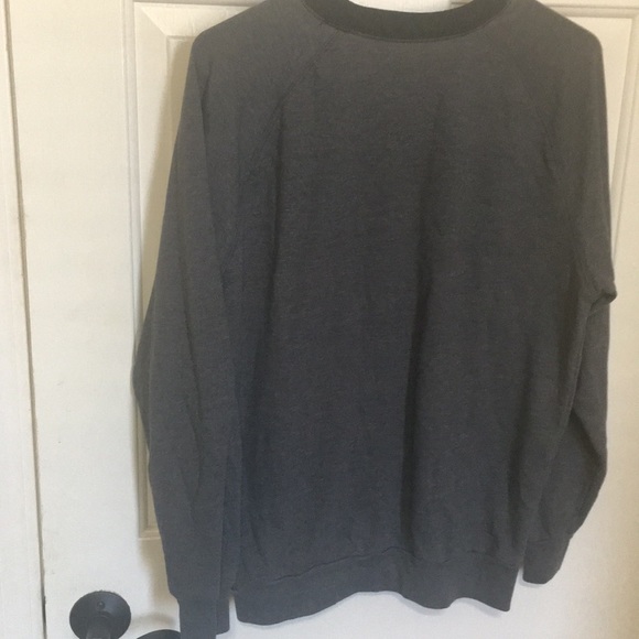 Hollister Lightweight Crew Neck - Picture 2 of 4